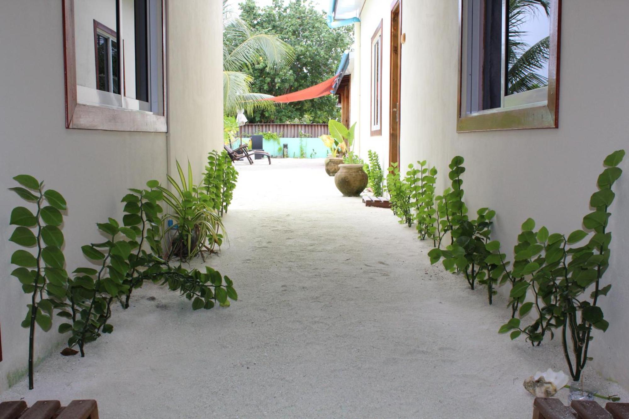 Mamello Beach Club Maldives Feridhoo Екстер'єр фото