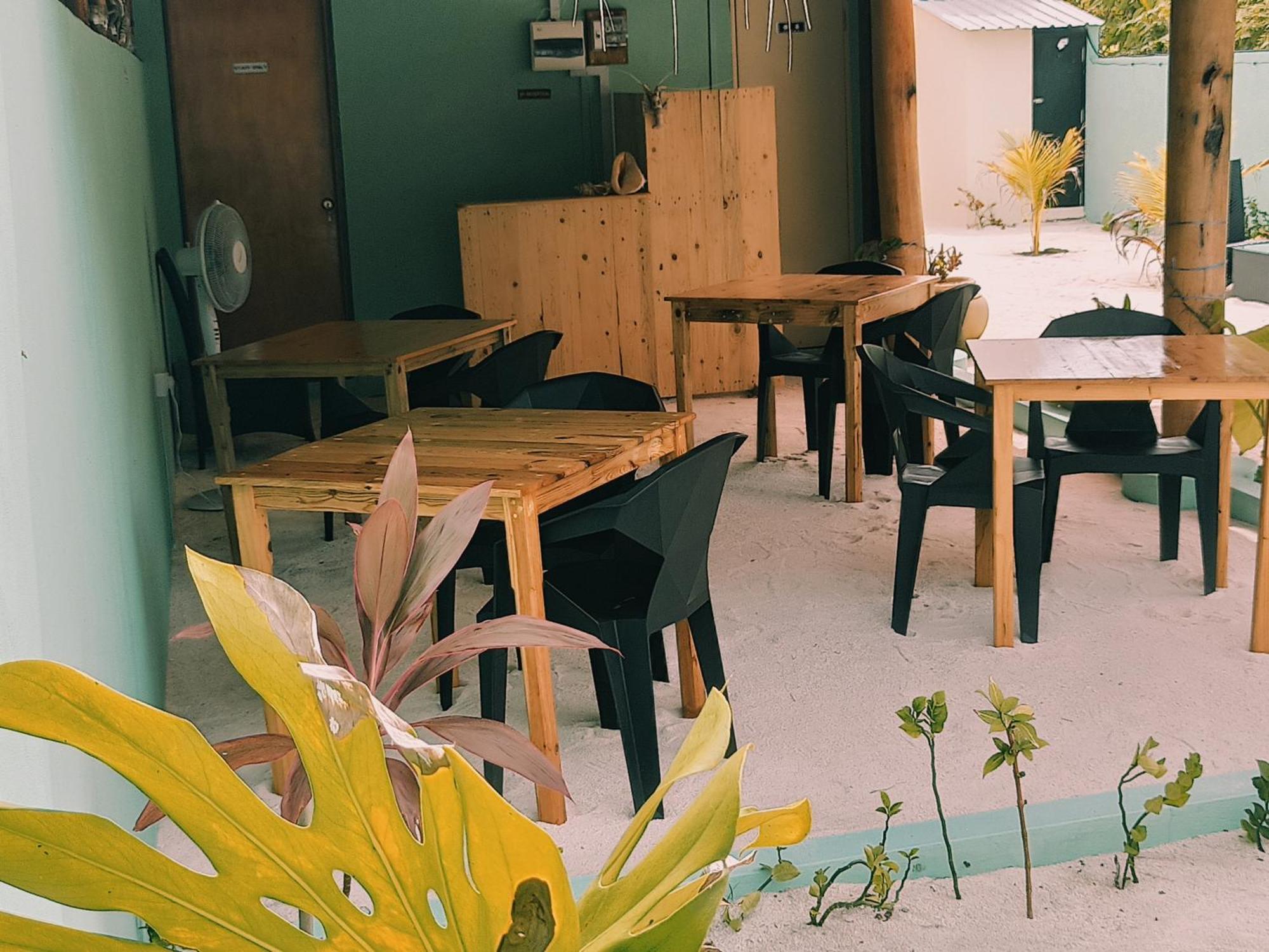 Mamello Beach Club Maldives Feridhoo Екстер'єр фото