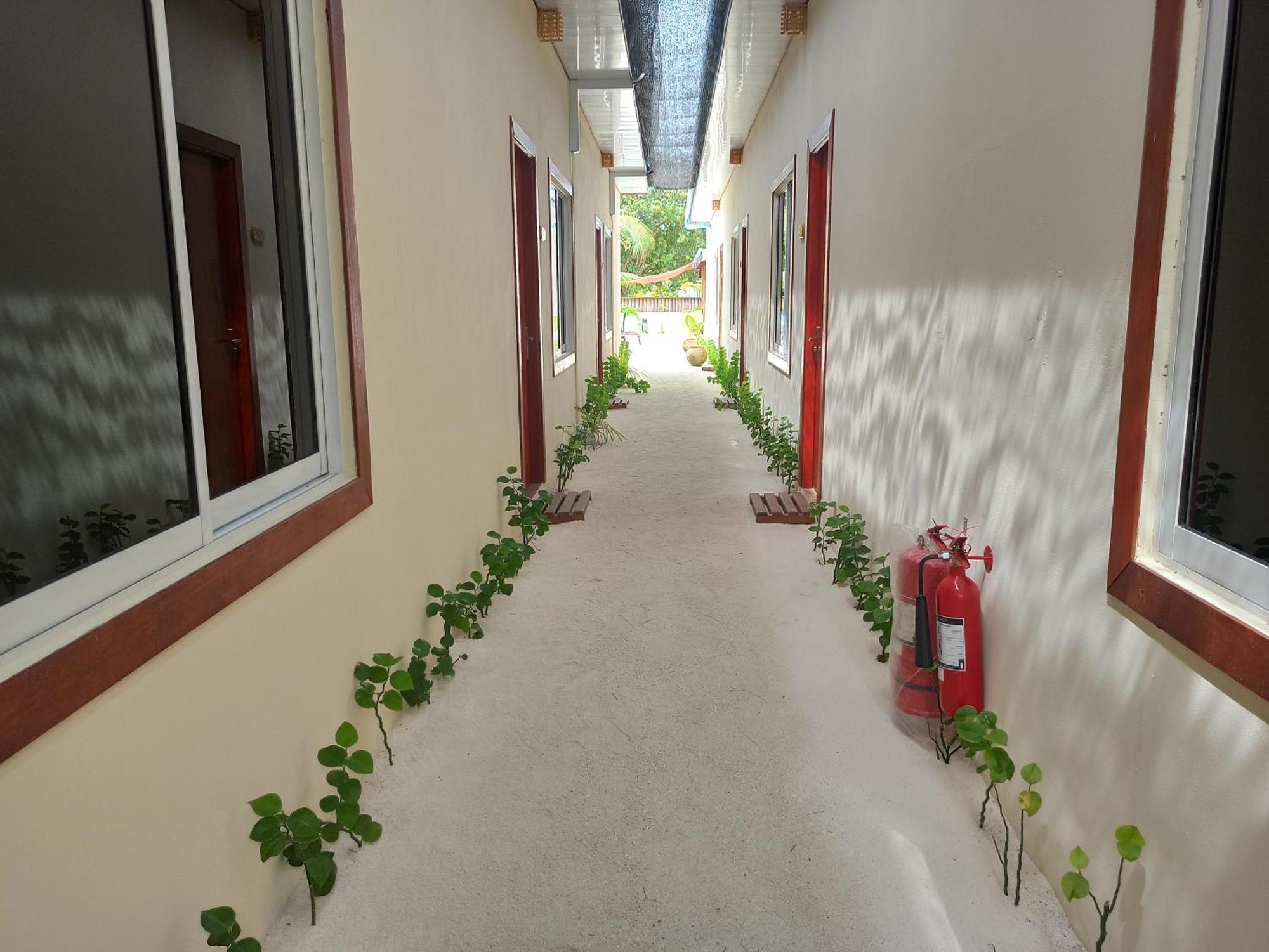 Mamello Beach Club Maldives Feridhoo Екстер'єр фото