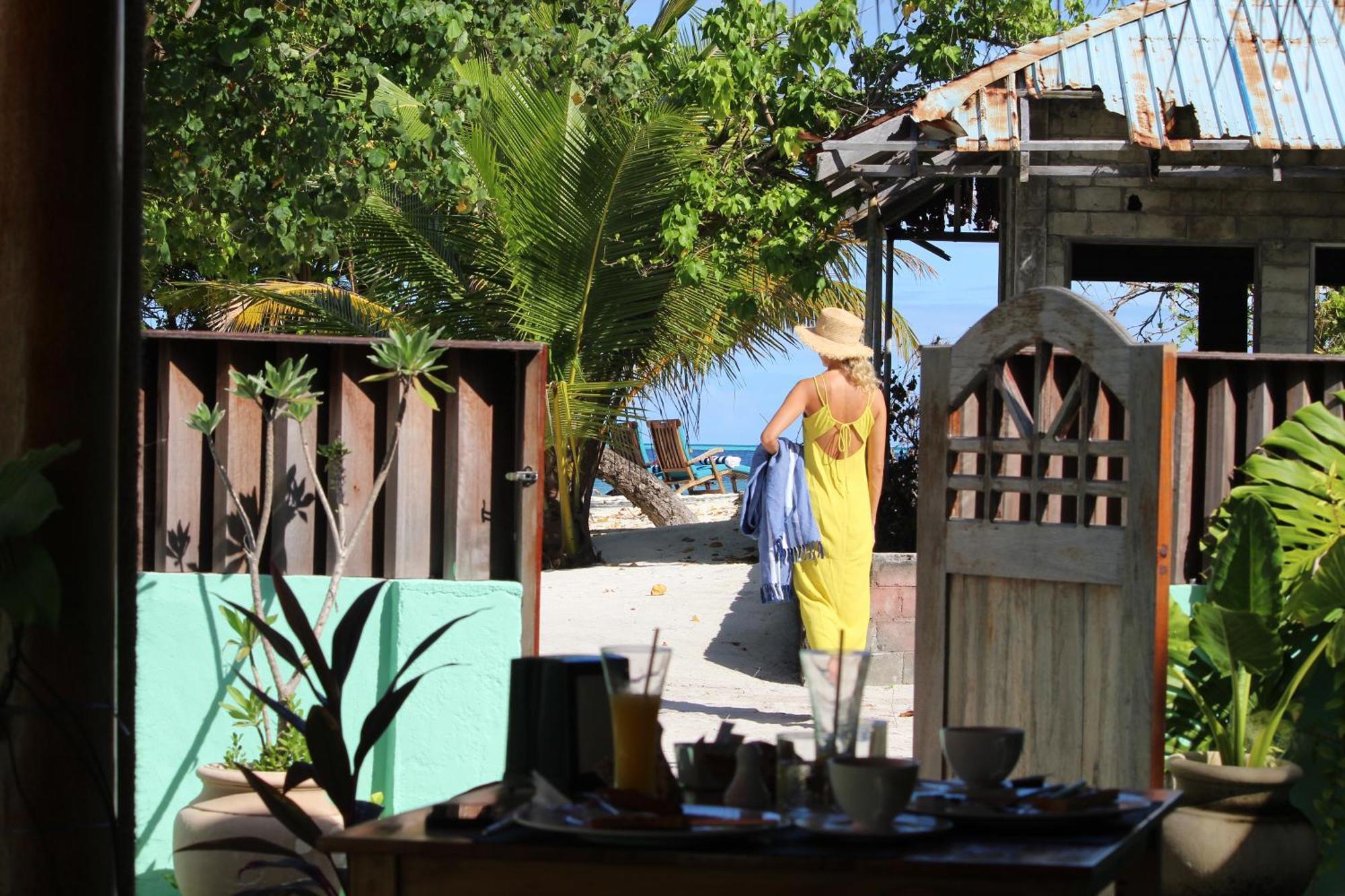 Mamello Beach Club Maldives Feridhoo Екстер'єр фото