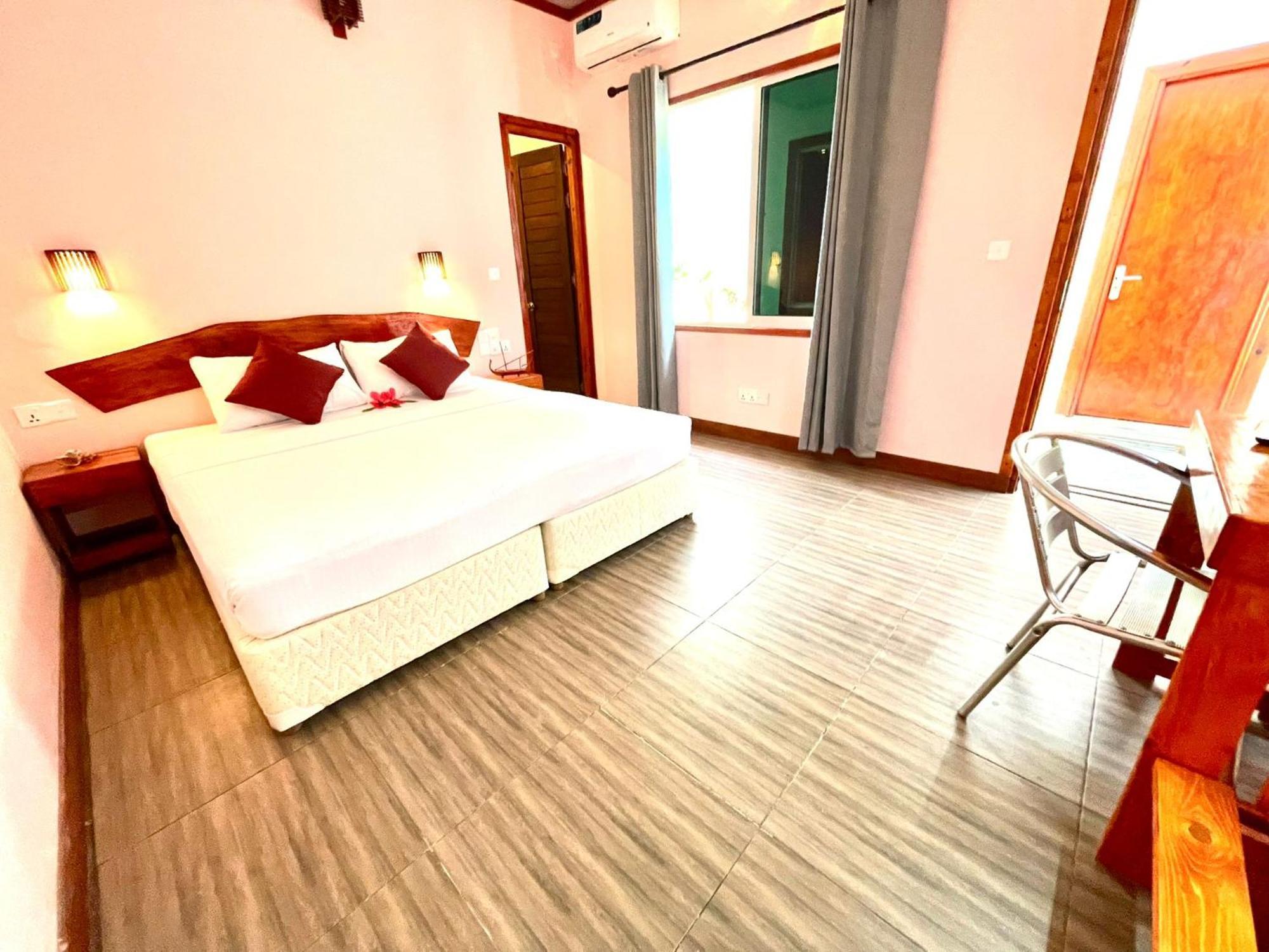 Mamello Beach Club Maldives Feridhoo Екстер'єр фото
